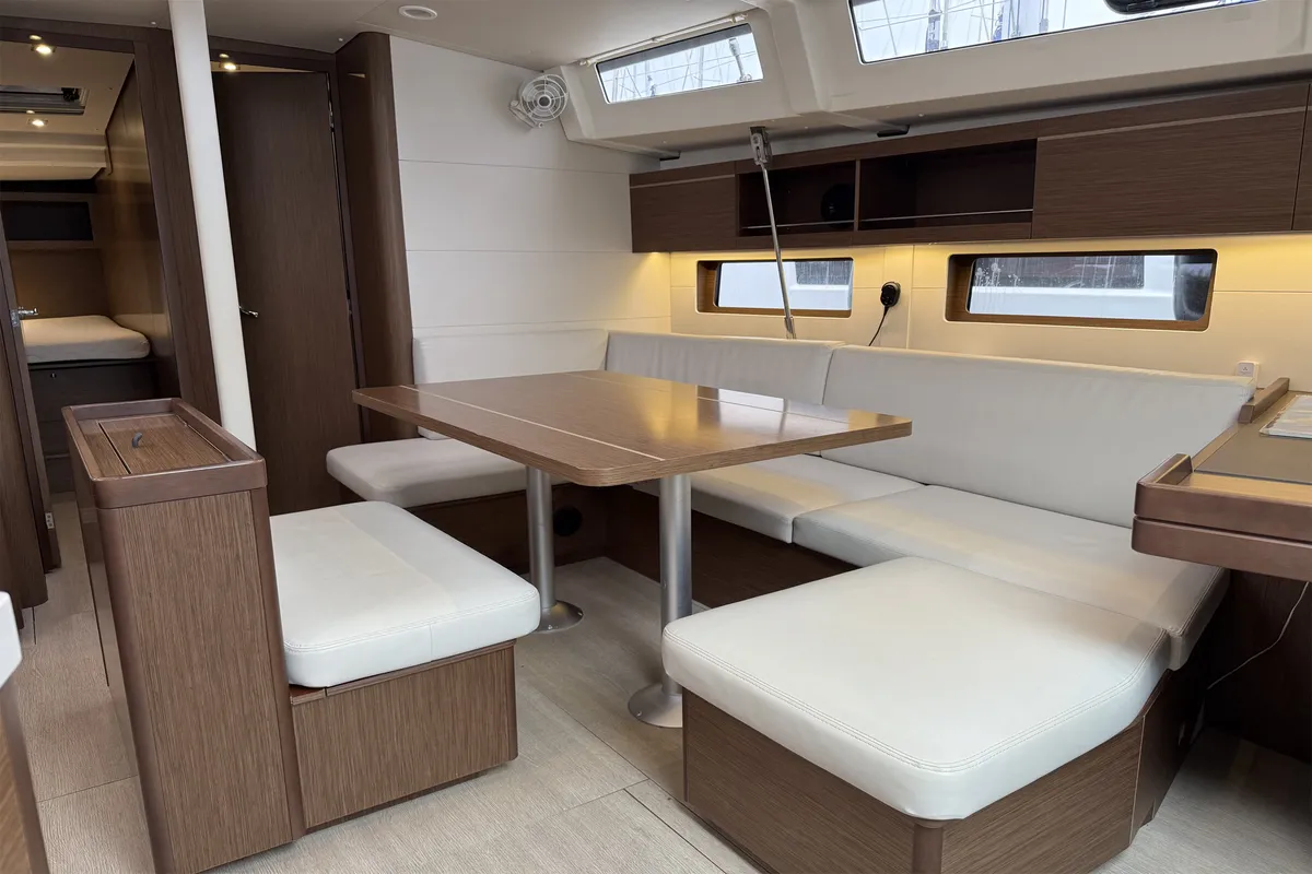 Salon of Momo, a Beneteau Oceanis 46.1 sailboat at Grad Pula, Croatia