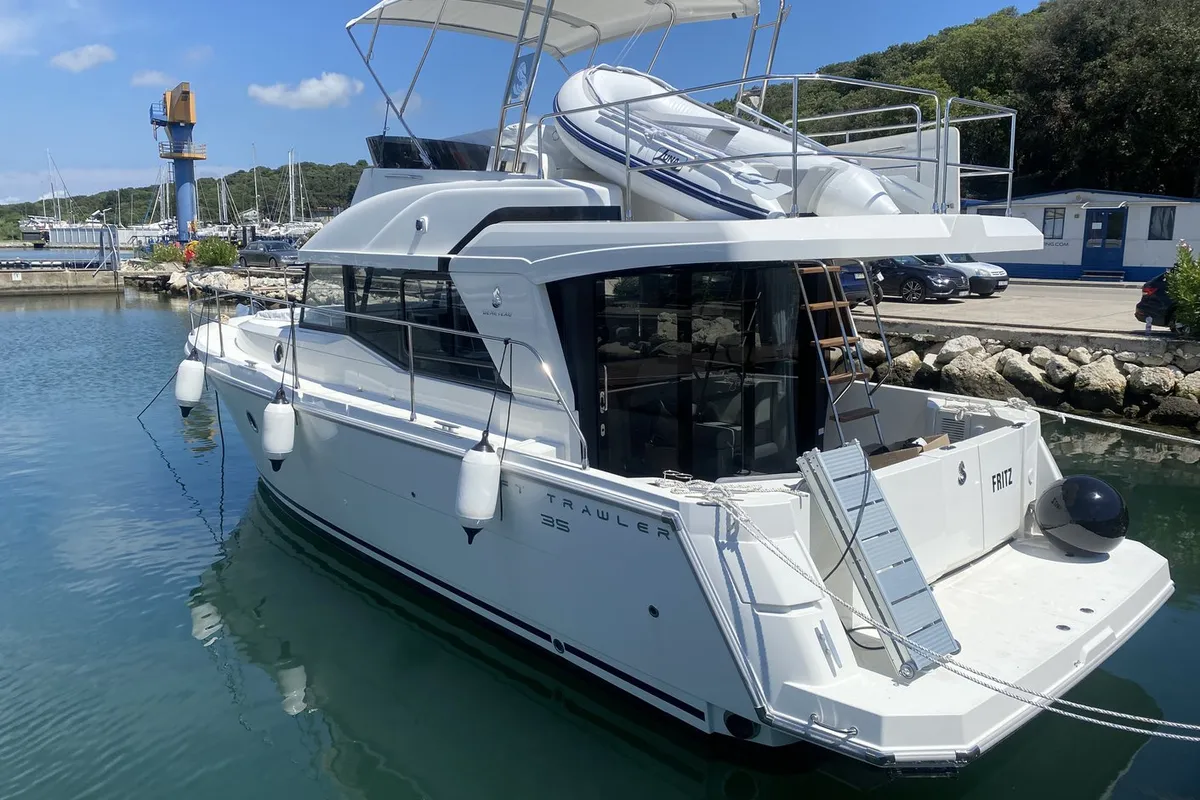 Fritz, a Beneteau Swift Trawler 35 motorboat at Grad Pula, Croatia