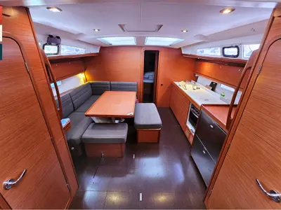 Salon of Rubato, a Dufour 460 GL sailboat at Kaštela, Croatia