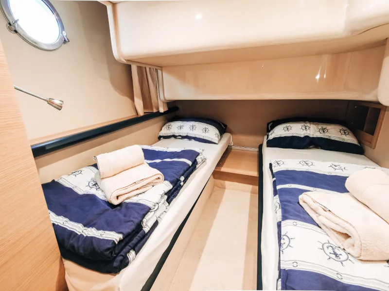 Cabin on Lou Ann, a Azimut 43 S motorboat at Seget Donji, Croatia