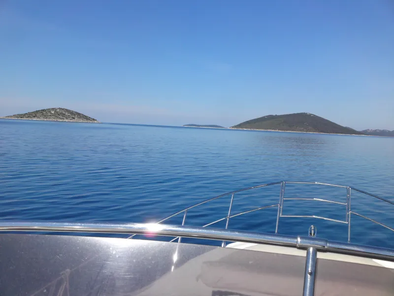 Lou Ann, a Azimut 43 S motorboat at Seget Donji, Croatia