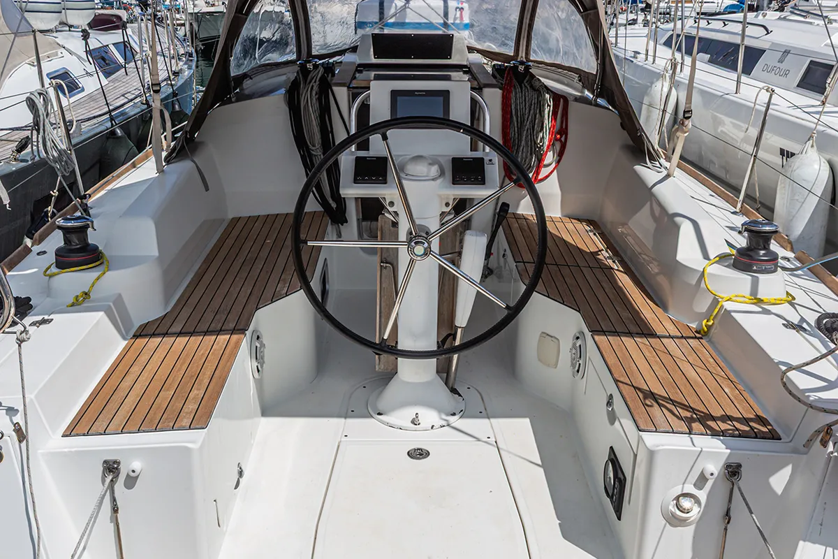 Cockpit of Hija del Viento, a Jeanneau Sun Odyssey 319 sailboat at Palermo, Italy