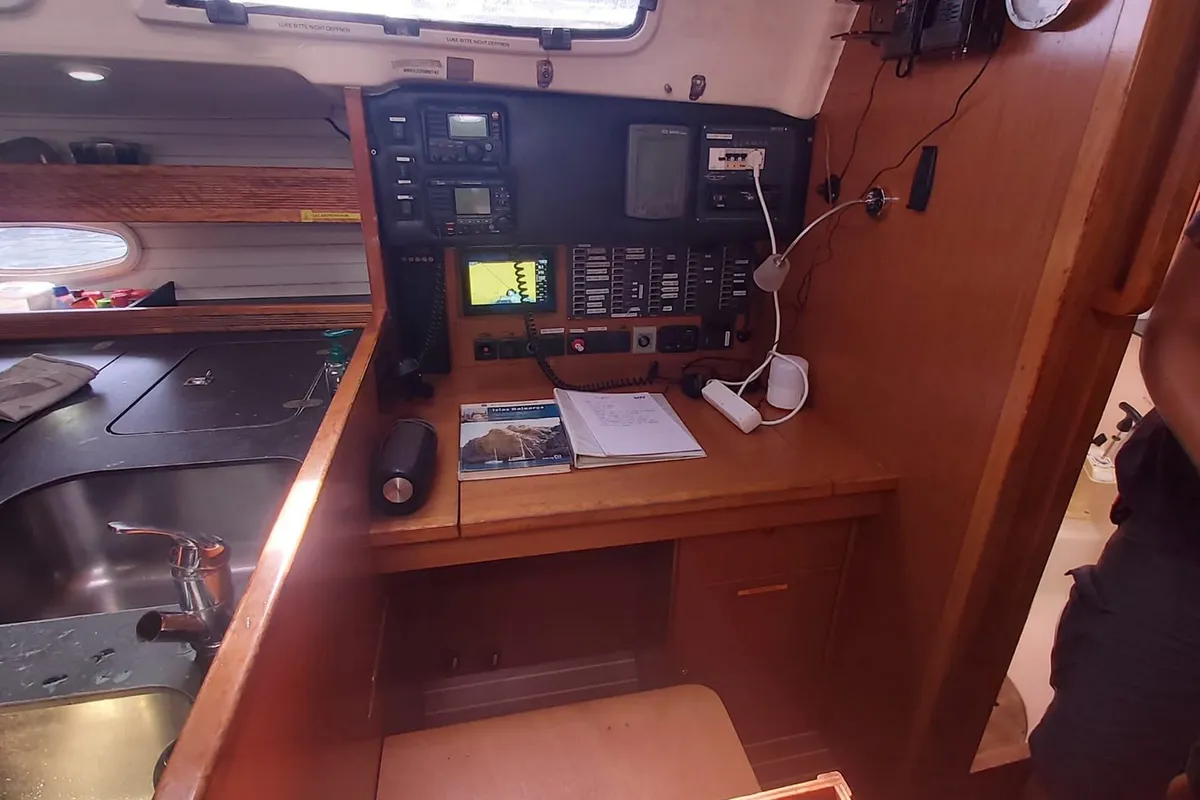 Salon of Homer, a Bavaria 51 Cruiser sailboat at Gdańsk, Poland