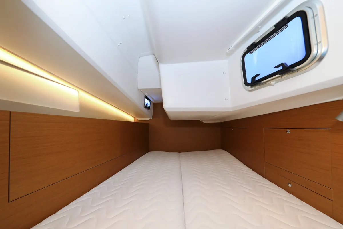 Cabin on Vague, a Jeanneau Sun Odyssey 410 sailboat at Zadar, Croatia