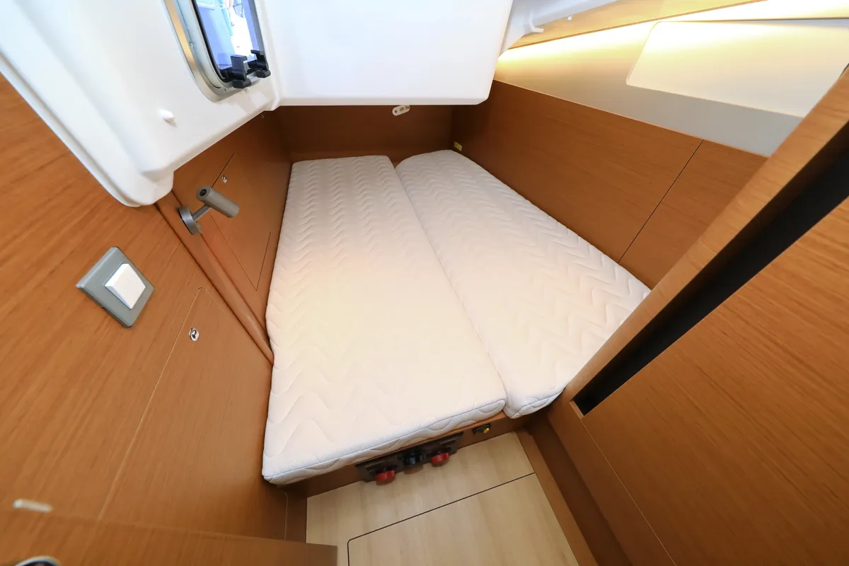 Cabin on Vague, a Jeanneau Sun Odyssey 410 sailboat at Zadar, Croatia