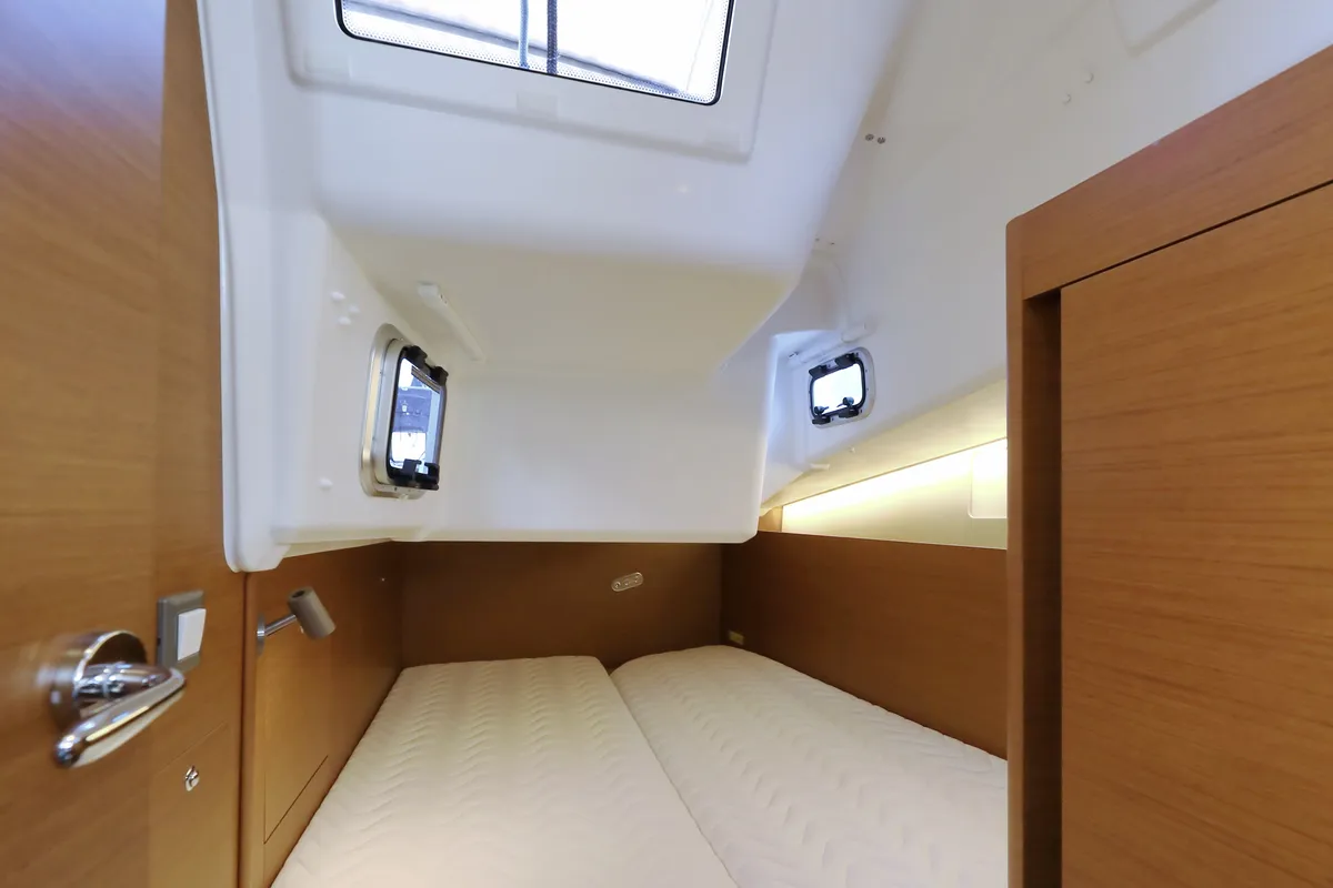 Cabin on Vague, a Jeanneau Sun Odyssey 410 sailboat at Zadar, Croatia