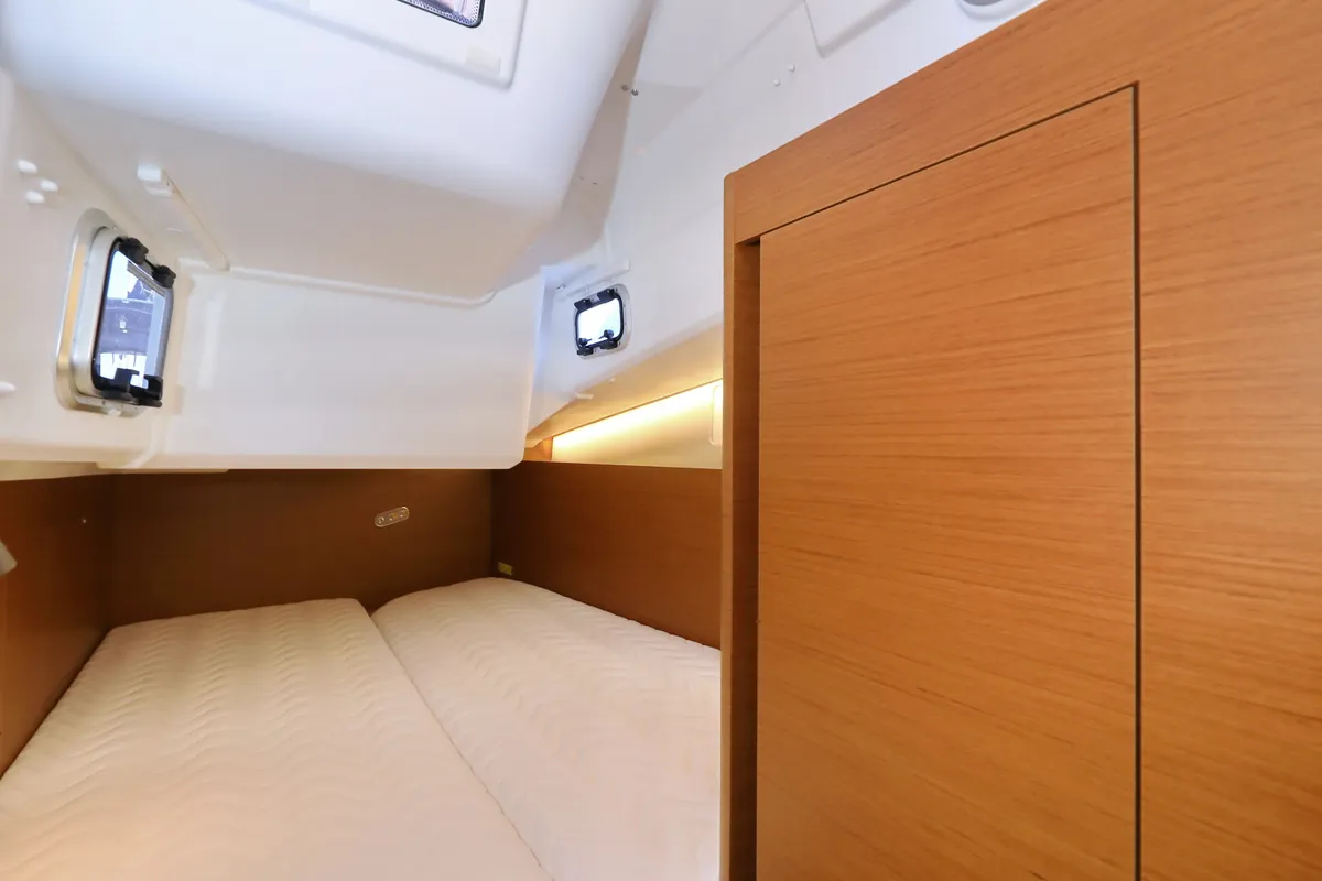 Cabin on Vague, a Jeanneau Sun Odyssey 410 sailboat at Zadar, Croatia