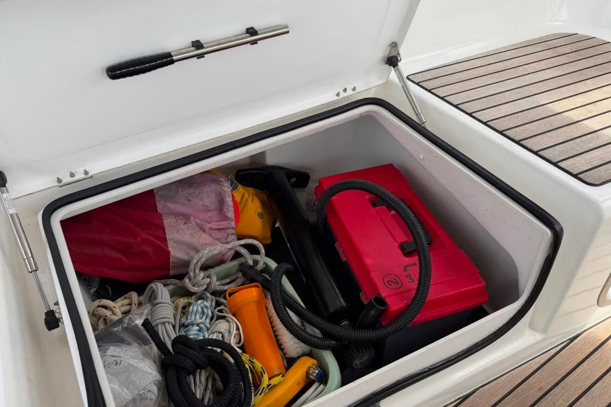 Borgeri, a Jeanneau Sun Odyssey 410 sailboat at Cecina, Italy