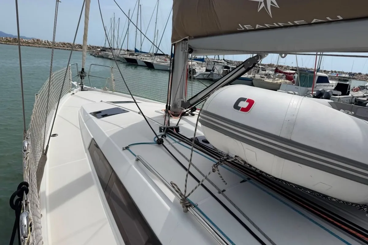 Borgeri, a Jeanneau Sun Odyssey 410 sailboat at Cecina, Italy
