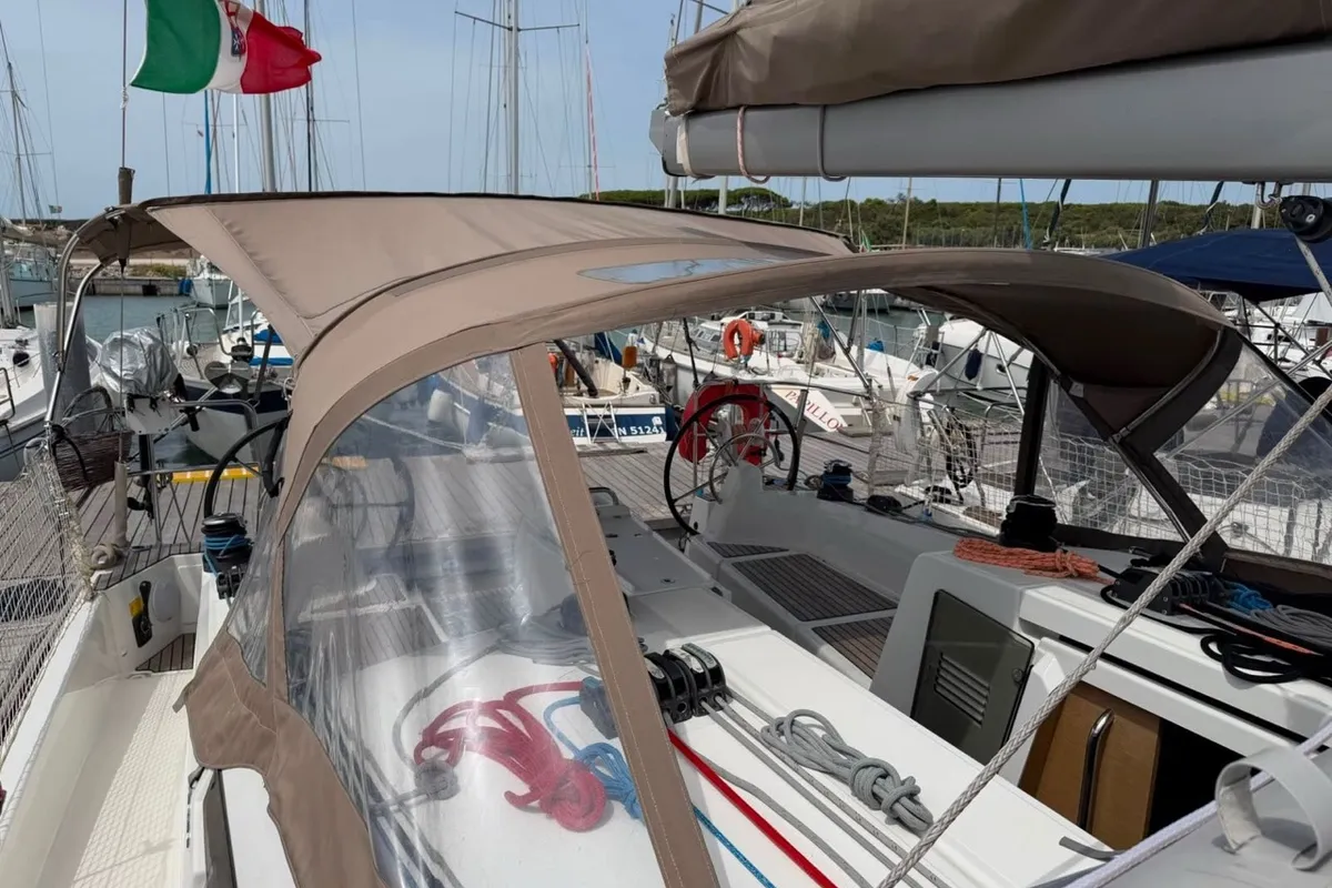 Borgeri, a Jeanneau Sun Odyssey 410 sailboat at Cecina, Italy