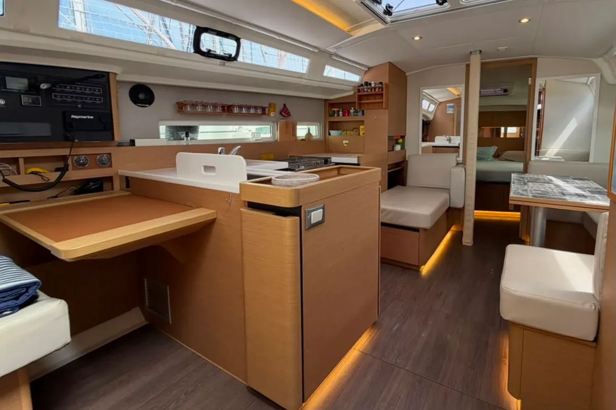 Borgeri, a Jeanneau Sun Odyssey 410 sailboat at Cecina, Italy