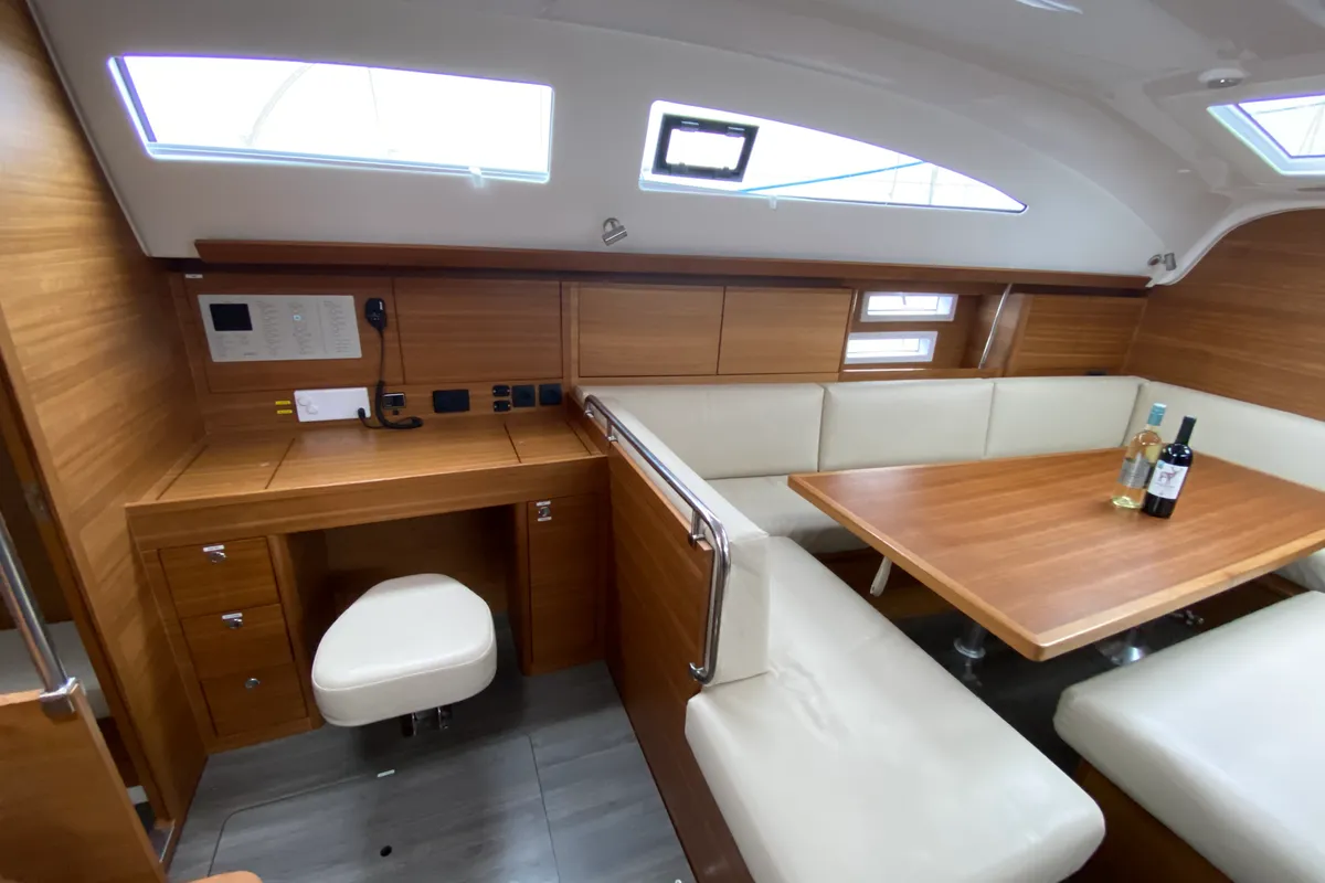 Salon of VIKI, a Elan Impression 45.1 sailboat at Pula, Croatia