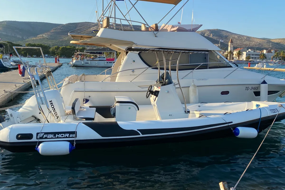 Exterior view of Falkor, a Falkor 22 motorboat at Grad Trogir, Croatia