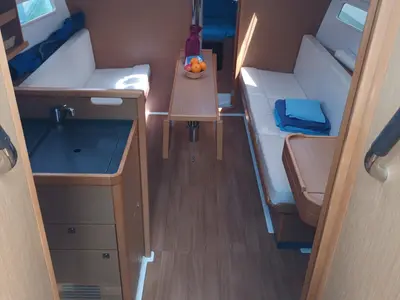 Salon of Pupatella, a Jeanneau Sun Odyssey 319 sailboat at Tonnarella, Italy