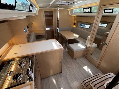 Salon of Babe, a Bavaria C38 sailboat at La Rochelle, France