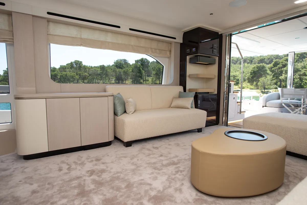 Salon of PREWI, a Azimut 78 Fly motor yacht at Grad Šibenik, Croatia