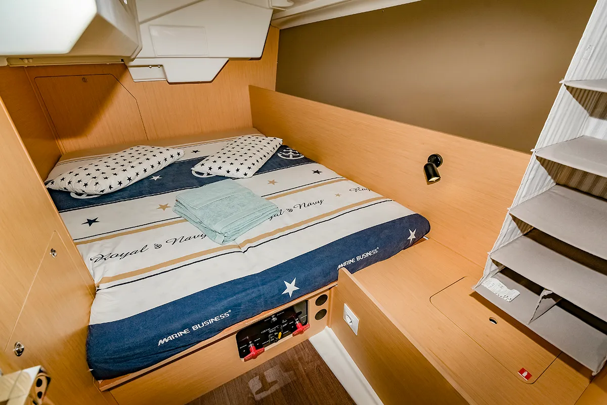 Cabin on Lisis, a Beneteau Oceanis 38 sailboat at Sitges, Spain