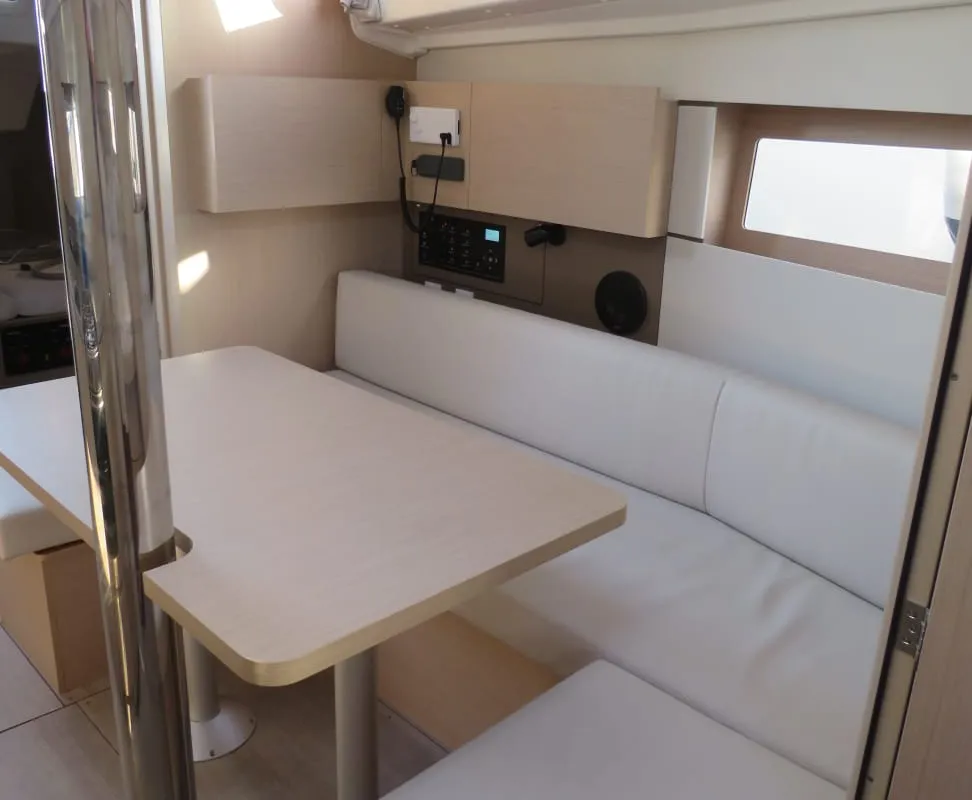 Salon of Lina, a Beneteau Oceanis 38 sailboat at Procida, Italy