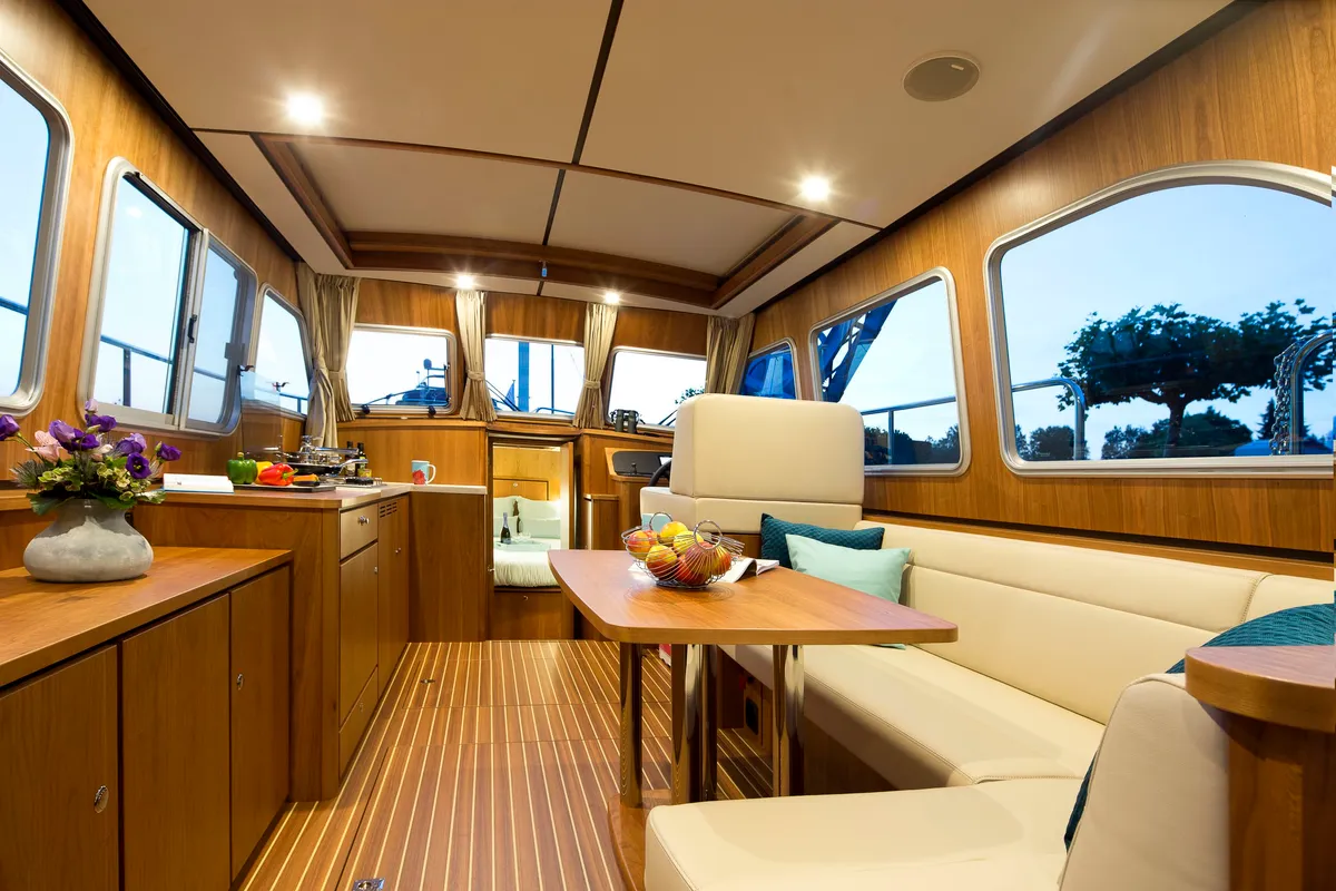 Salon of Adagio, a Linssen Grand Sturdy 35.0 Sedan motor yacht at Kinrooi, Belgium
