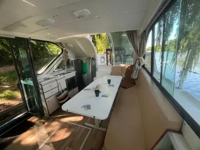 Salon of Adagio, a Nicols Confort 1100 motorboat at Grez-Neuville, France