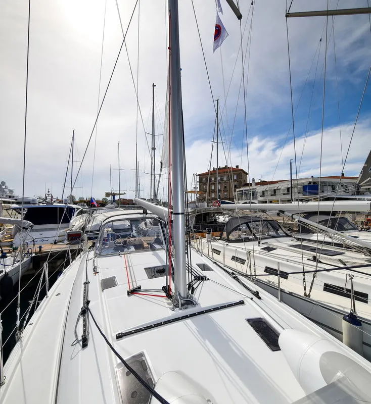 Deck of Eylin, a Beneteau Oceanis 40.1 sailboat at Zadar, Croatia