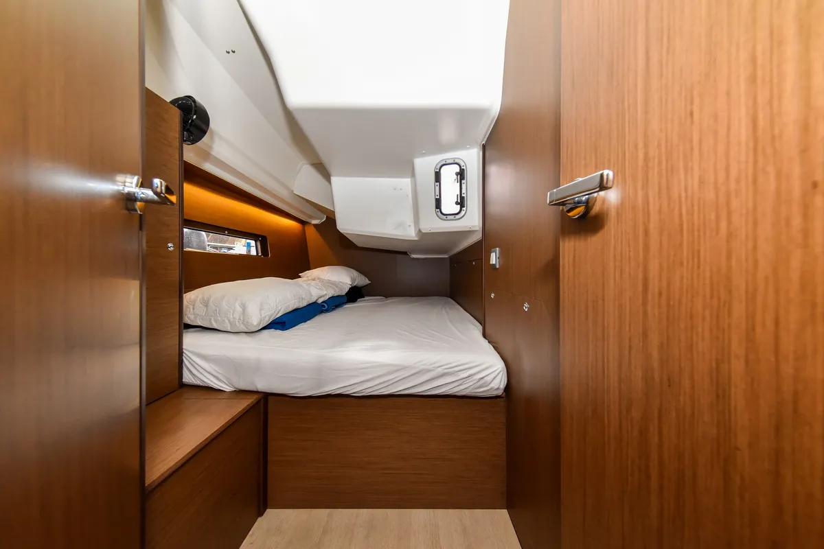 Cabin on Eylin, a Beneteau Oceanis 40.1 sailboat at Zadar, Croatia