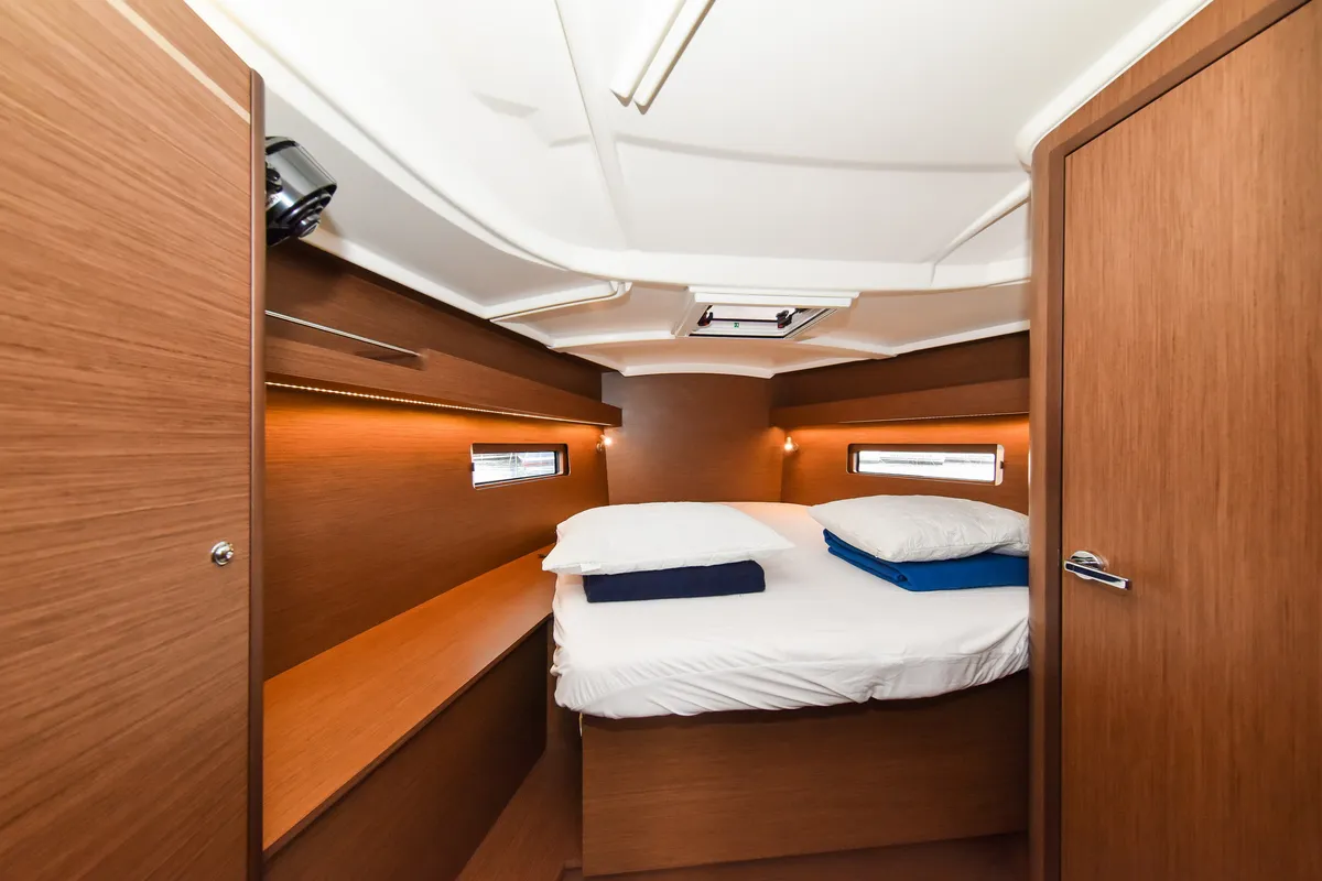 Cabin on Eylin, a Beneteau Oceanis 40.1 sailboat at Zadar, Croatia