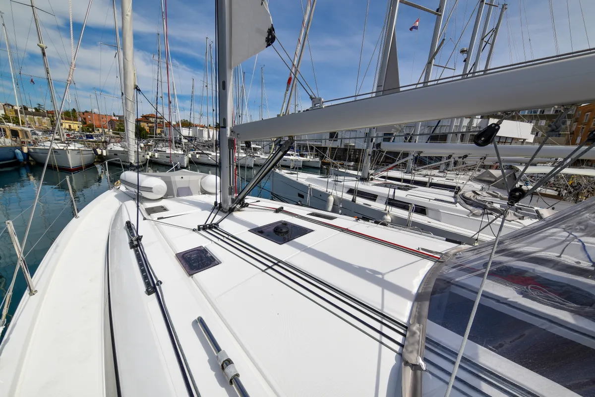 Deck of Eylin, a Beneteau Oceanis 40.1 sailboat at Zadar, Croatia