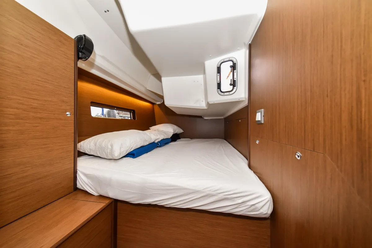 Cabin on Eylin, a Beneteau Oceanis 40.1 sailboat at Zadar, Croatia