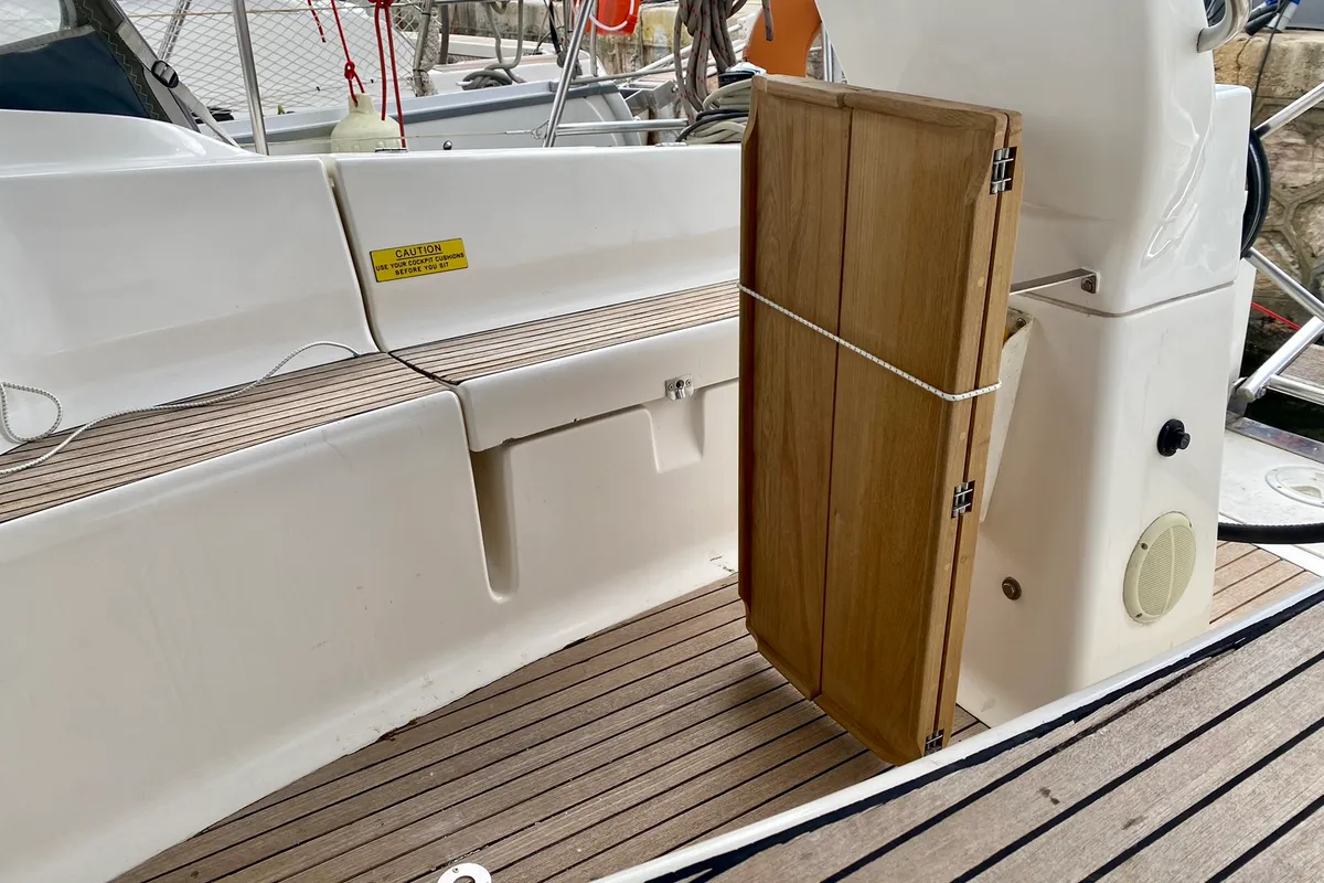 Deck of Athina, a Bavaria 32 Cruiser sailboat at Preveza, Greece