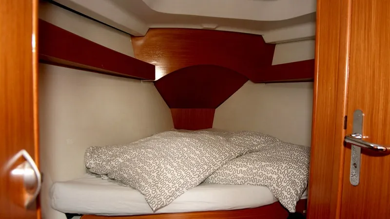 Cabin on ORION XI, a Beneteau Cyclades 43.3 sailboat at Volos, Greece