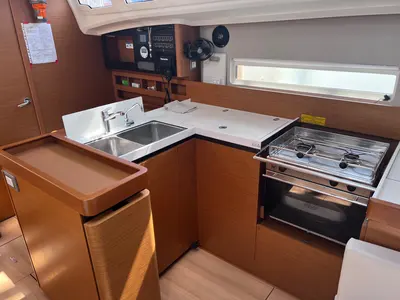 Galley of Stilvi, a Jeanneau Sun Odyssey 410 sailboat at Loutraki, Greece