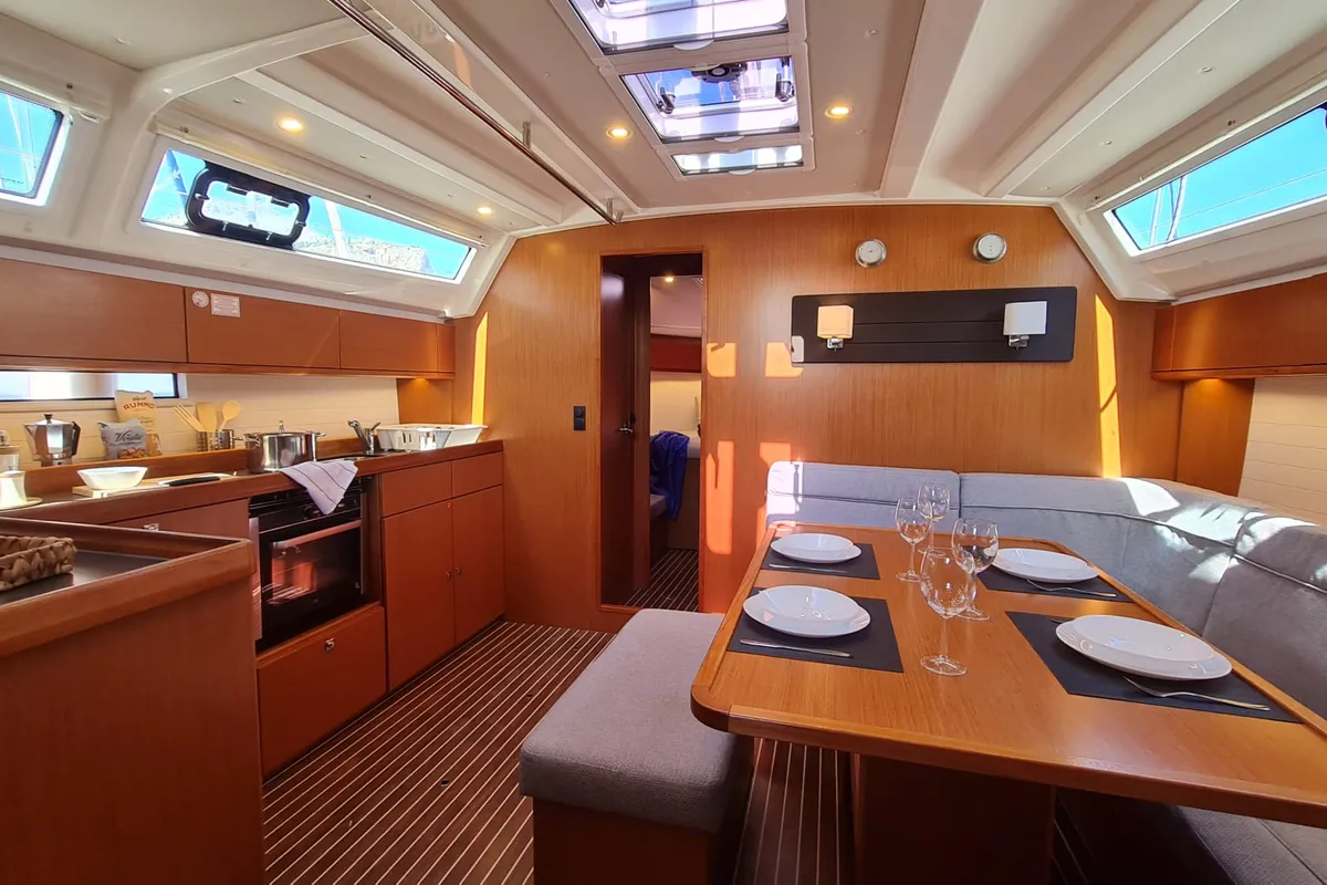 Salon of Baaria, a Bavaria 46 Cruiser sailboat at Palermo, Italy