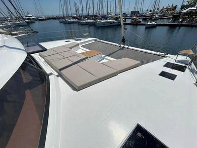 Deck of V Circle, a Fountaine Pajot Aura 51 catamaran at Roche Caiman, Seychelles