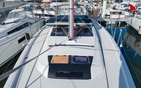 Deck of Blue Note, a Dufour 390 GL sailboat at Plan-d'Aups-Sainte-Baume, France