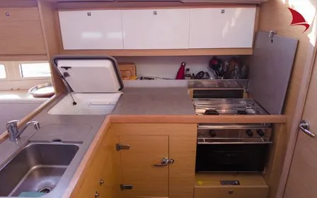 Galley of Blue Note, a Dufour 390 GL sailboat at Plan-d'Aups-Sainte-Baume, France