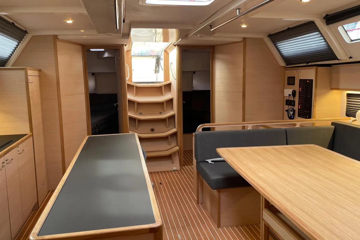 Salon of Six on the Sea, a D&D Kufner 54 Exclusive sailboat at Salerno, Italy