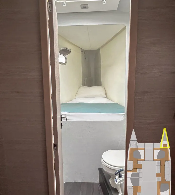 Cabin on Smart Way, a Fountaine Pajot Tanna 47 catamaran at Marmaris, Turkey