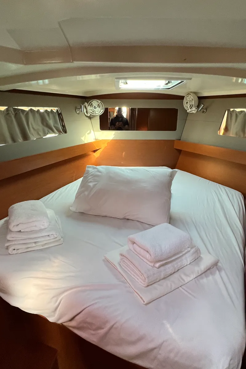 Cabin on Ocyrhoe, a Beneteau Oceanis 41.1 sailboat at Municipal Unit of Rhodes, Greece