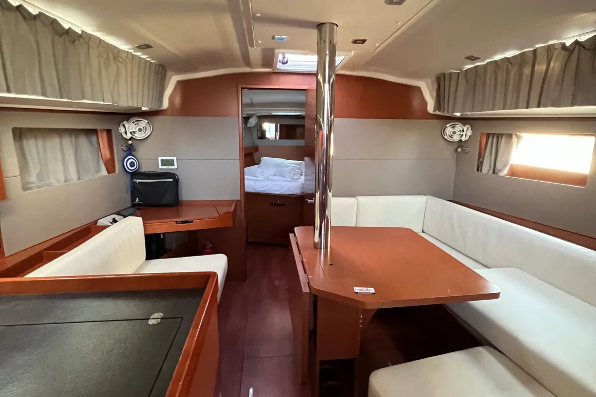 Salon of Ocyrhoe, a Beneteau Oceanis 41.1 sailboat at Municipal Unit of Rhodes, Greece