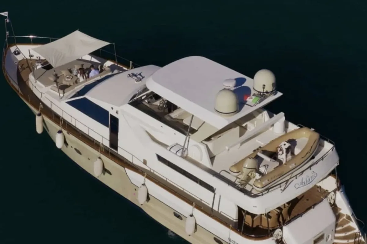 Mare & Luna, a Falcon 80 Fly motor yacht at Salerno, Italy