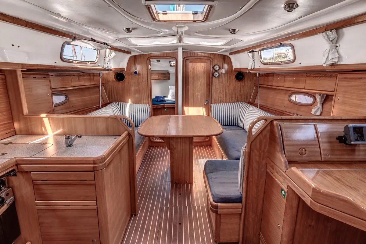 Salon of Hespera, a Bavaria 37 Cruiser sailboat at Kontokali, Greece