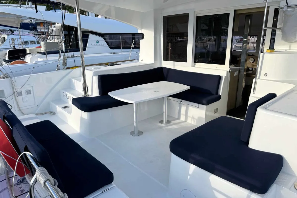 TI BO III, a Lagoon 40 catamaran at Alameda, United States