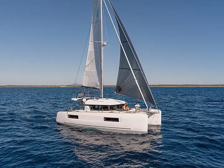 TI BO III, a Lagoon 40 catamaran at Alameda, United States