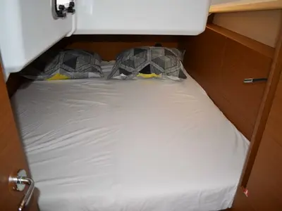Cabin on PROUD MARY, a Jeanneau Sun Odyssey 440 sailboat at Sukošan, Croatia