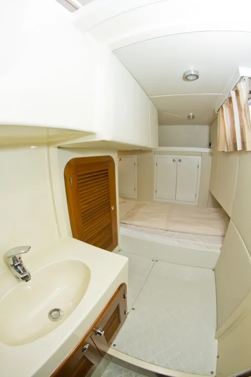 Cabin on Anna Sophie, a Adagio Europa 51.5 motorboat at Primošten, Croatia