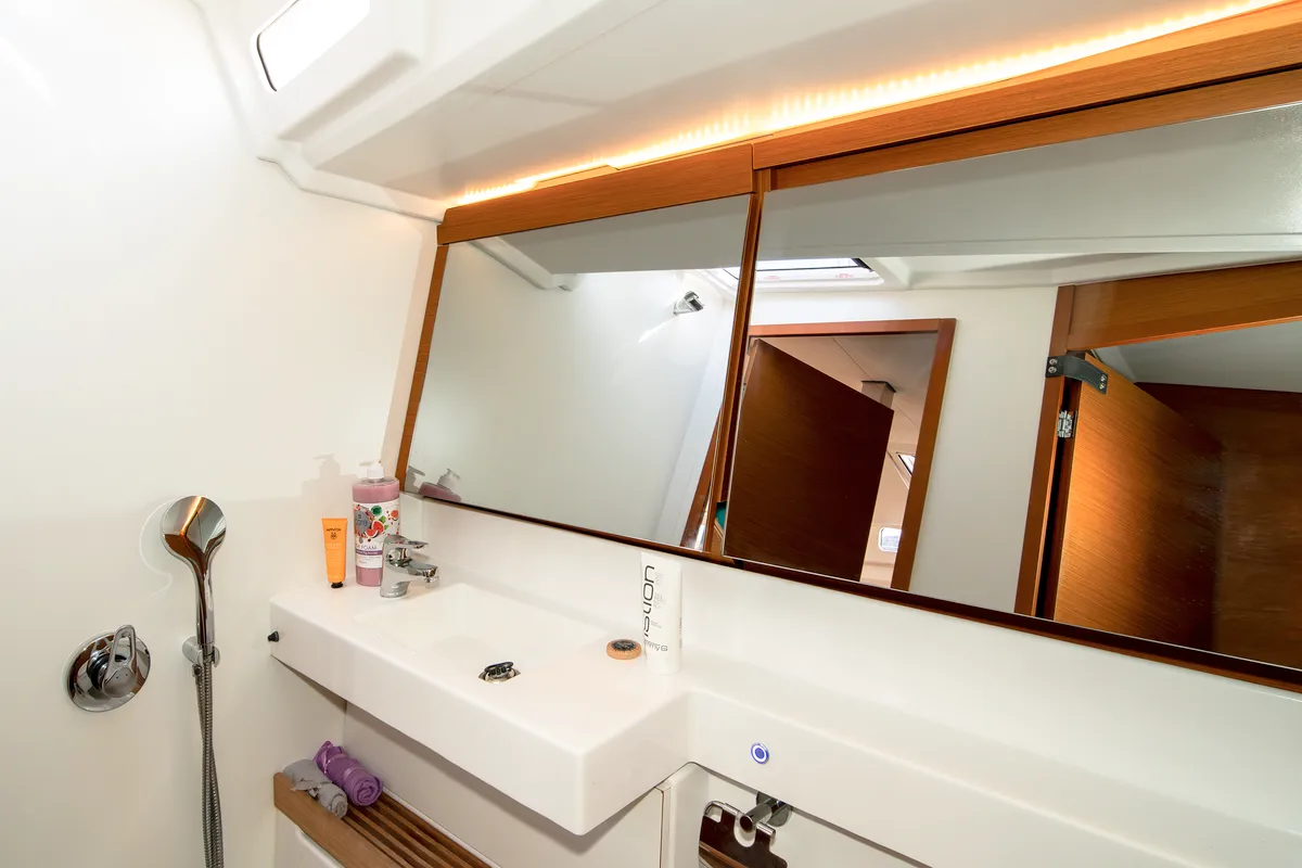 Head on Navillera, a Jeanneau Sun Odyssey 440 sailboat at Skiathos, Greece