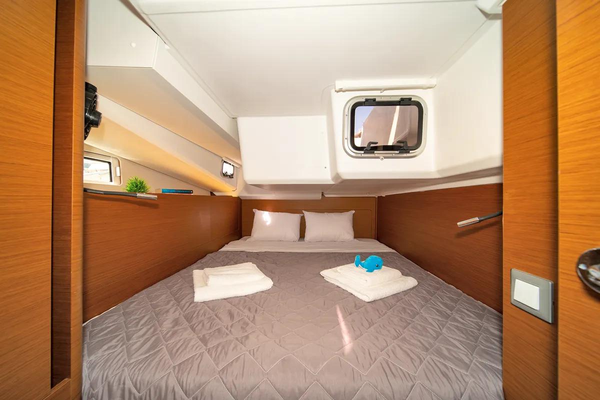 Cabin on Navillera, a Jeanneau Sun Odyssey 440 sailboat at Skiathos, Greece