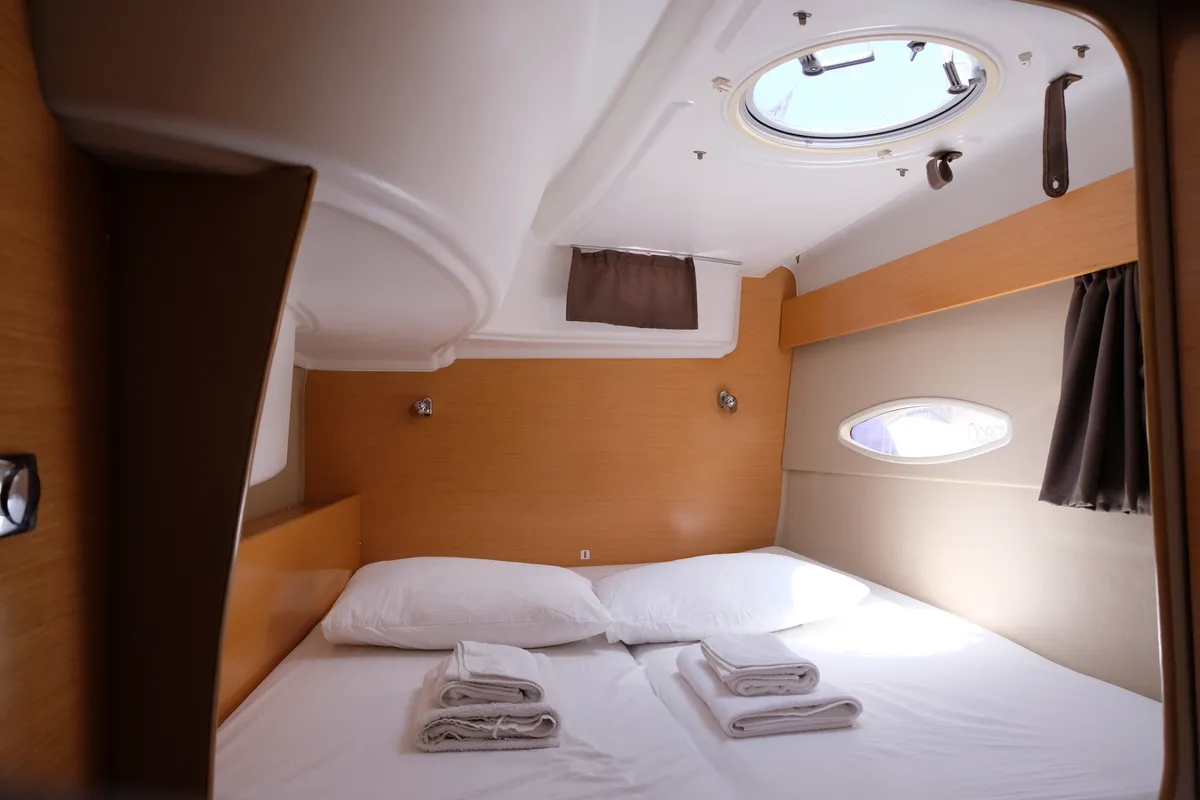 Cabin on Mirada, a Fountaine Pajot Lipari 41 catamaran at Fethiye, Turkey