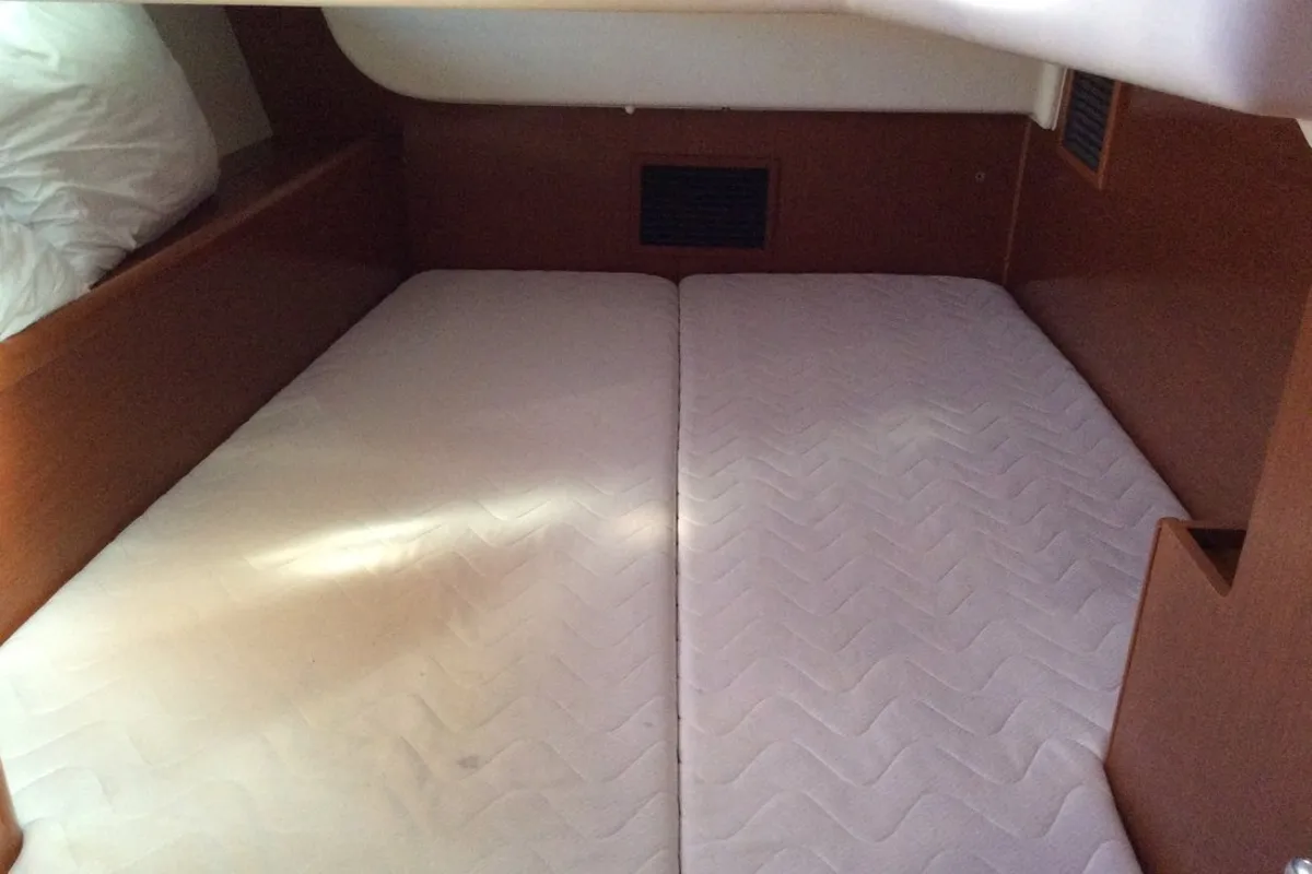 Cabin on Fantasea, a Beneteau Oceanis 43 sailboat at Athens, Greece